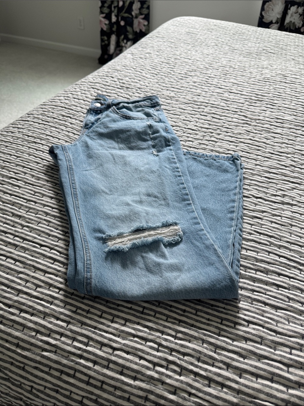 Light Blue Distressed Mid-Rise Jeans
